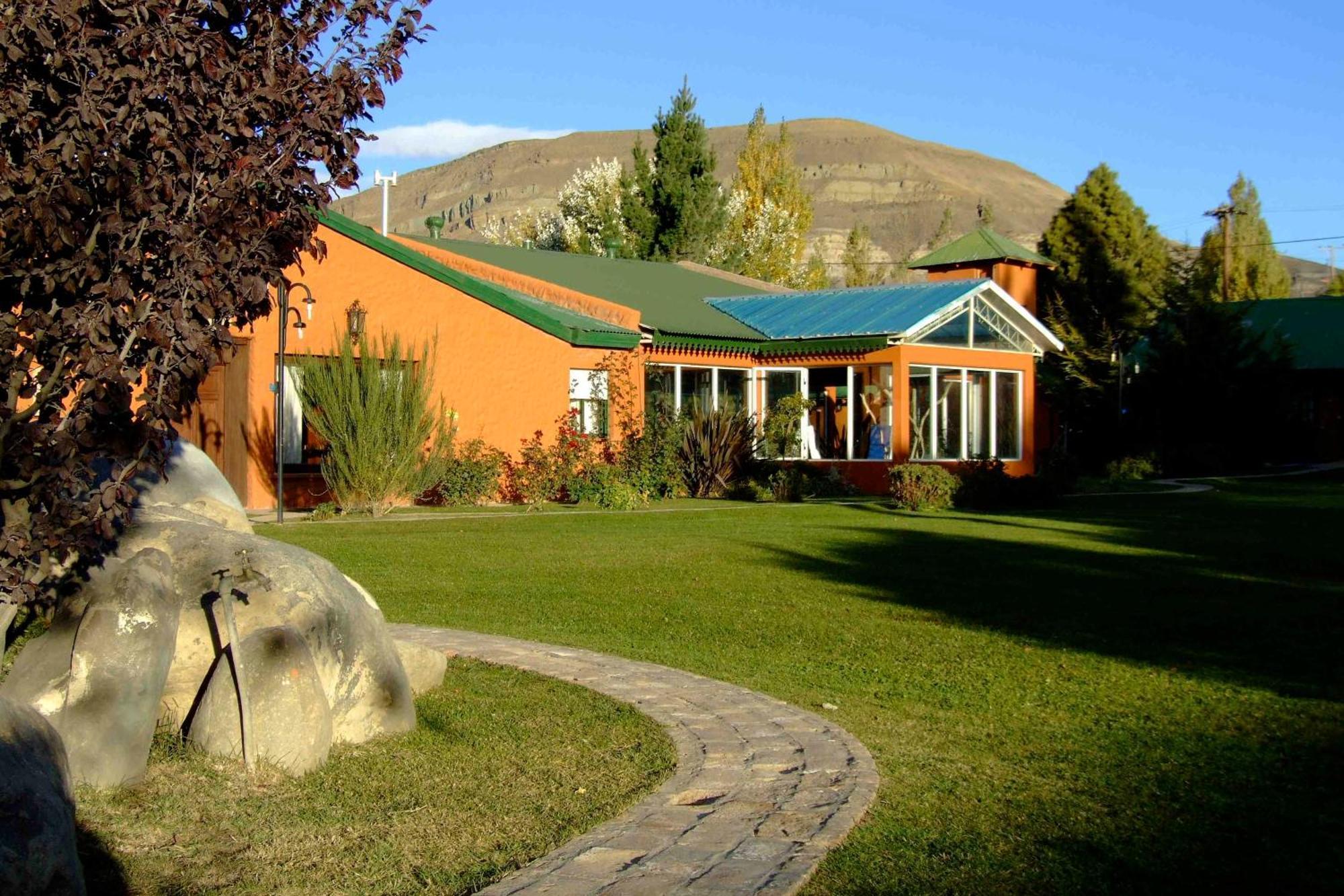 الشقق الفندقية إل كالافاتيفي  "La Loma" - Vieja Casona المظهر الخارجي الصورة